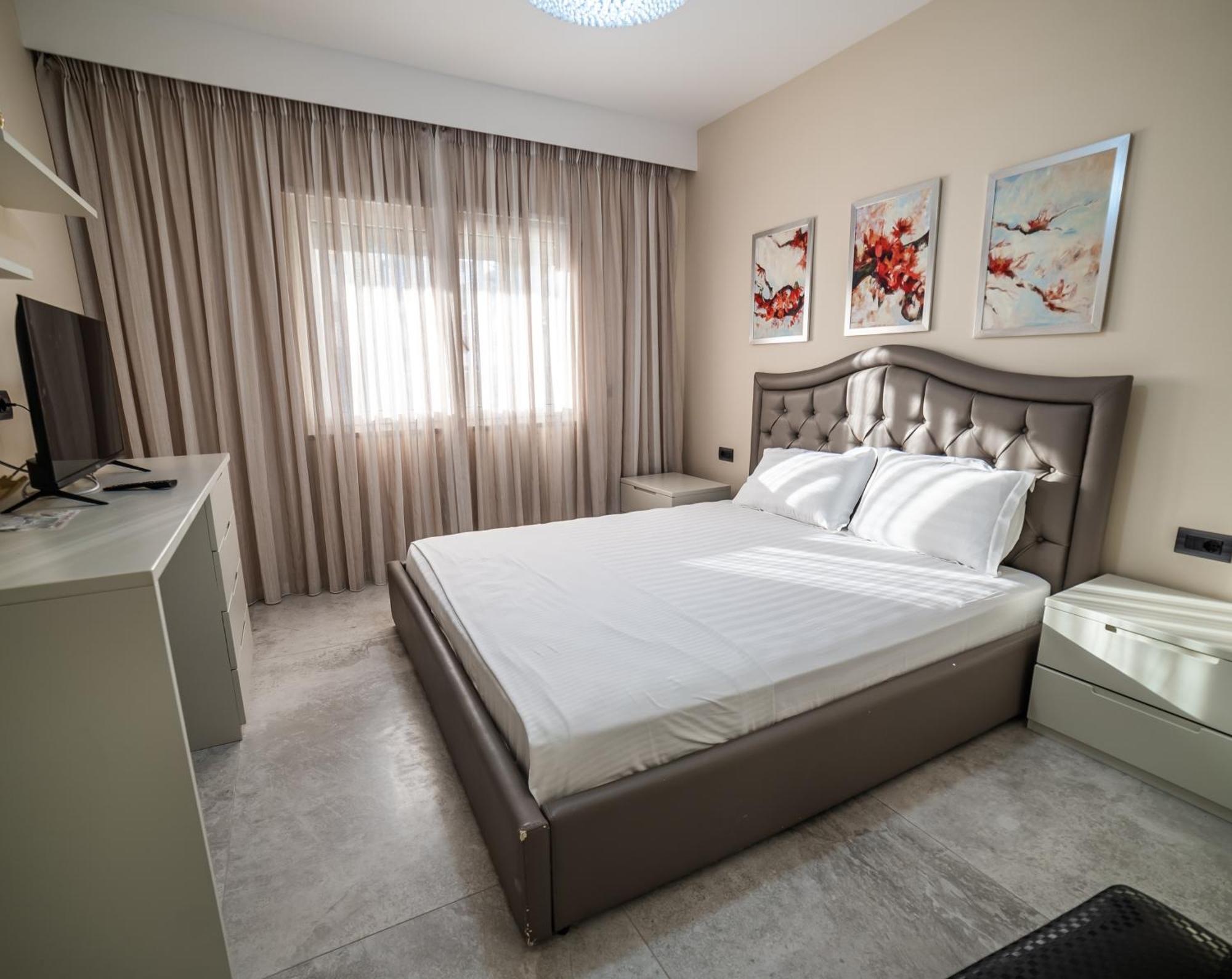 Epirus Hotel Sarande Bagian luar foto