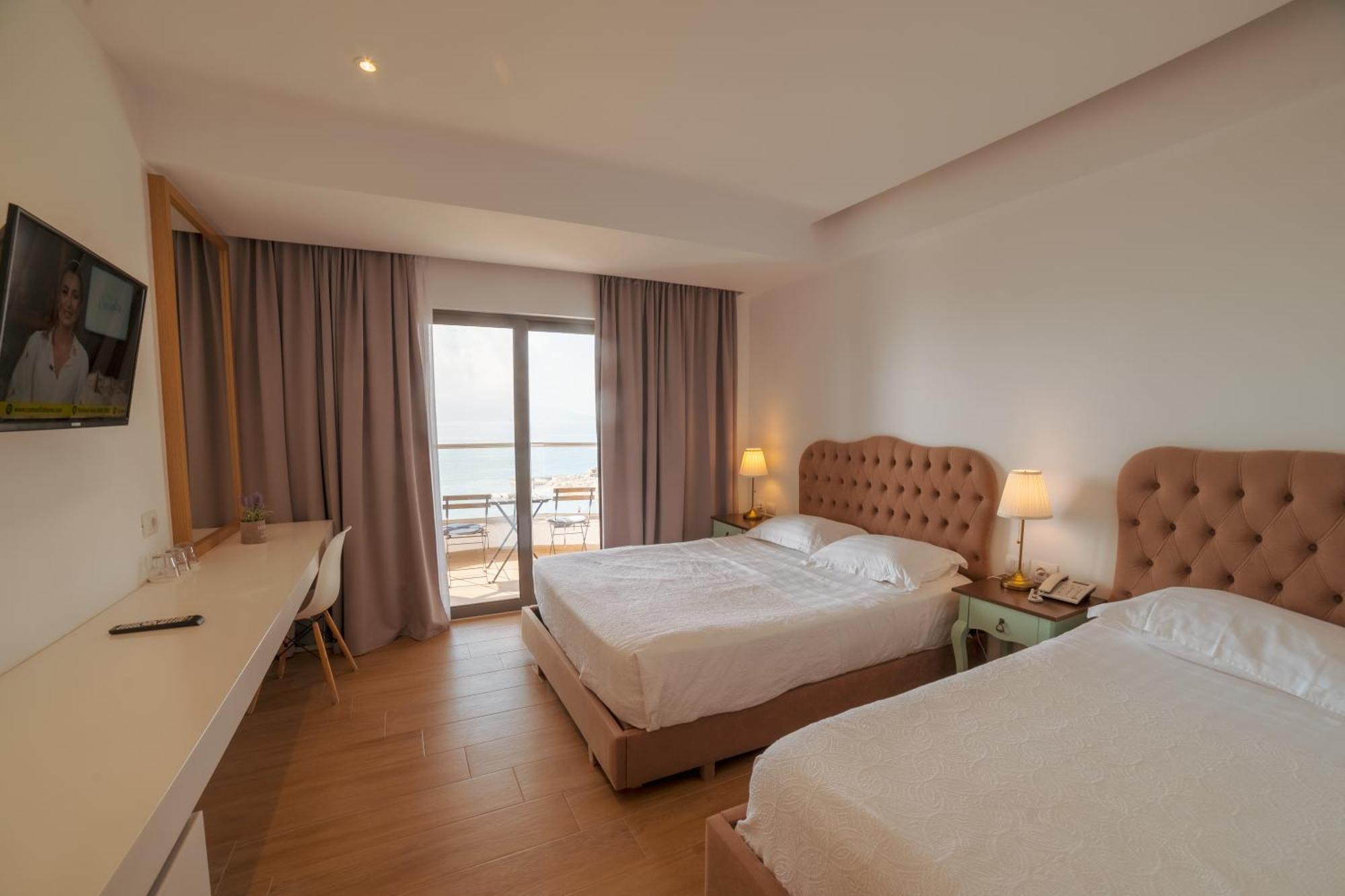 Epirus Hotel Sarande Bagian luar foto